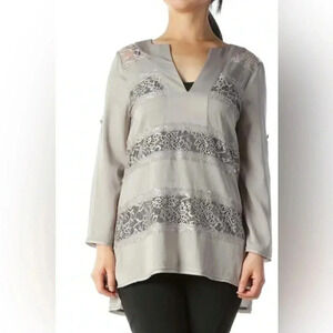 BCBGMAXAZRIA Bohemian Sheer Lace Ghost Grey Luna Blouse 3/4 Sleeves Size XS
